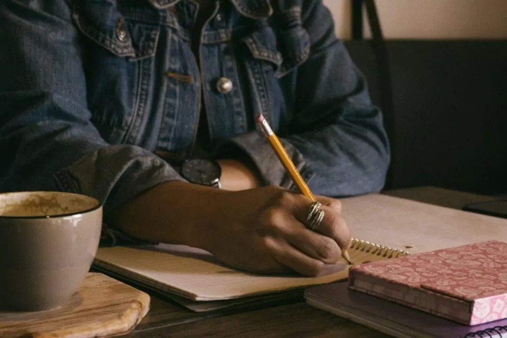 a person beginning to write, encouraging other writers